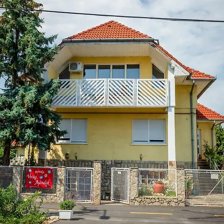 Teraszos Vendeghaz *