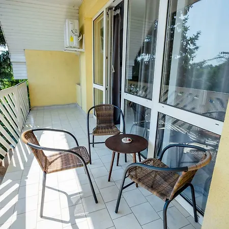 Apartment Teraszos Vendeghaz