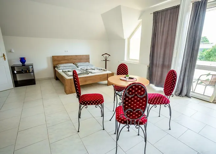 Apartment Teraszos Vendeghaz Keszthely